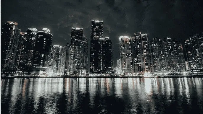 妈妈的朋友5线放 - 城市之光：霓虹背后的人间烟火